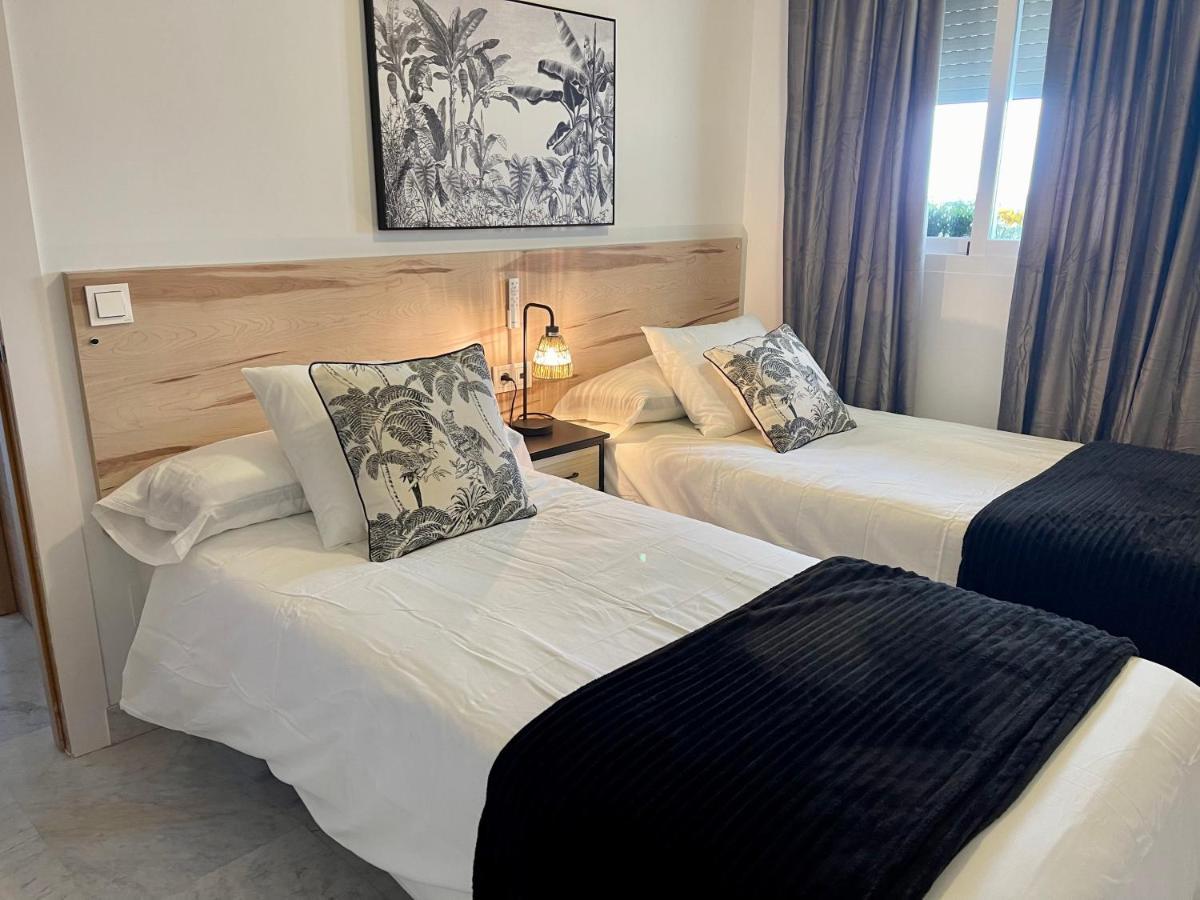 Puerto Banus Beach Espectacular Atico Marbella Eksteriør billede